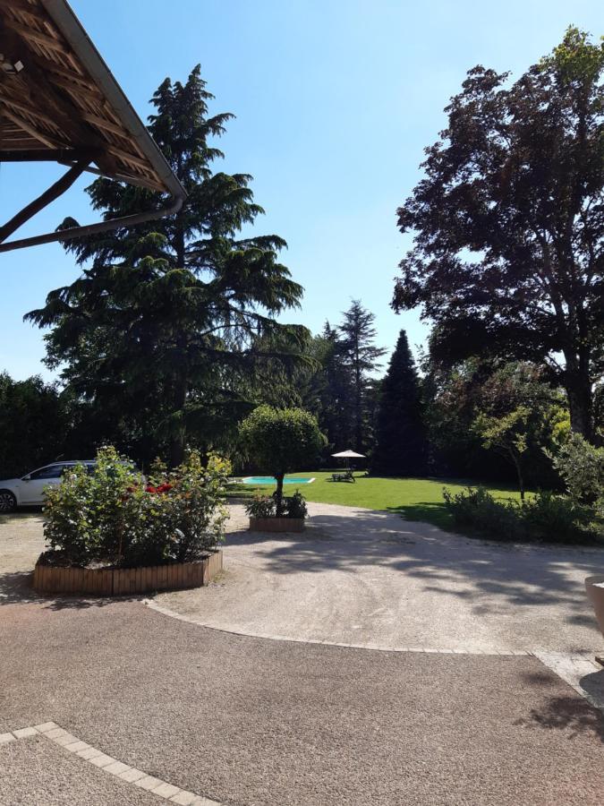 Le Domaine Du Chaffard Bed & Breakfast Les Avenières Eksteriør bilde